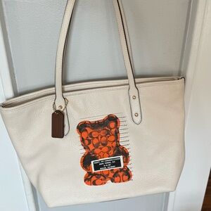 Coach Tote